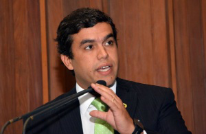 Justiça decide amanhã sobre pedido de retorno da CPI da Enersul Relator da CPI, Beto Pereira, anunciou que amanhã Justiça deve analisar recurso da CPI (Foto: Roberto Higa/ALMS)