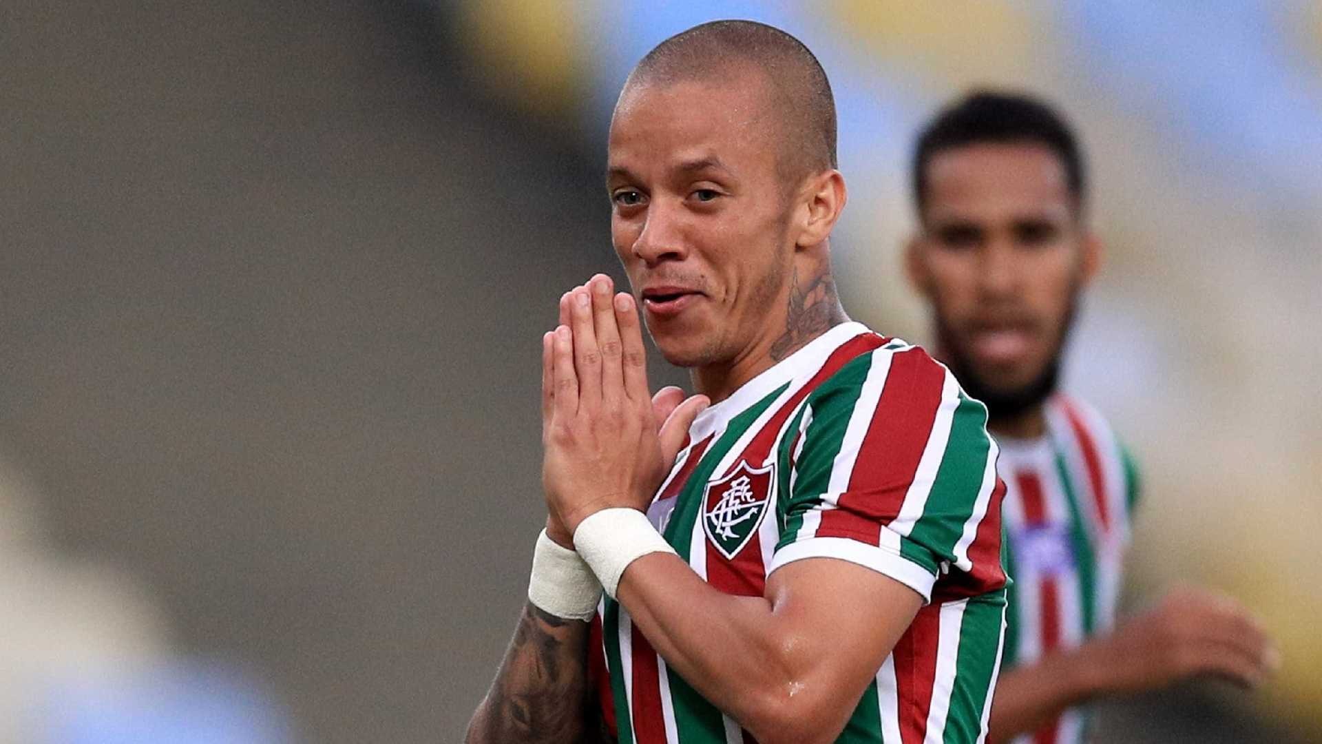 Fluminense inicia duelo pela semifinal contra o Nacional do Uruguai