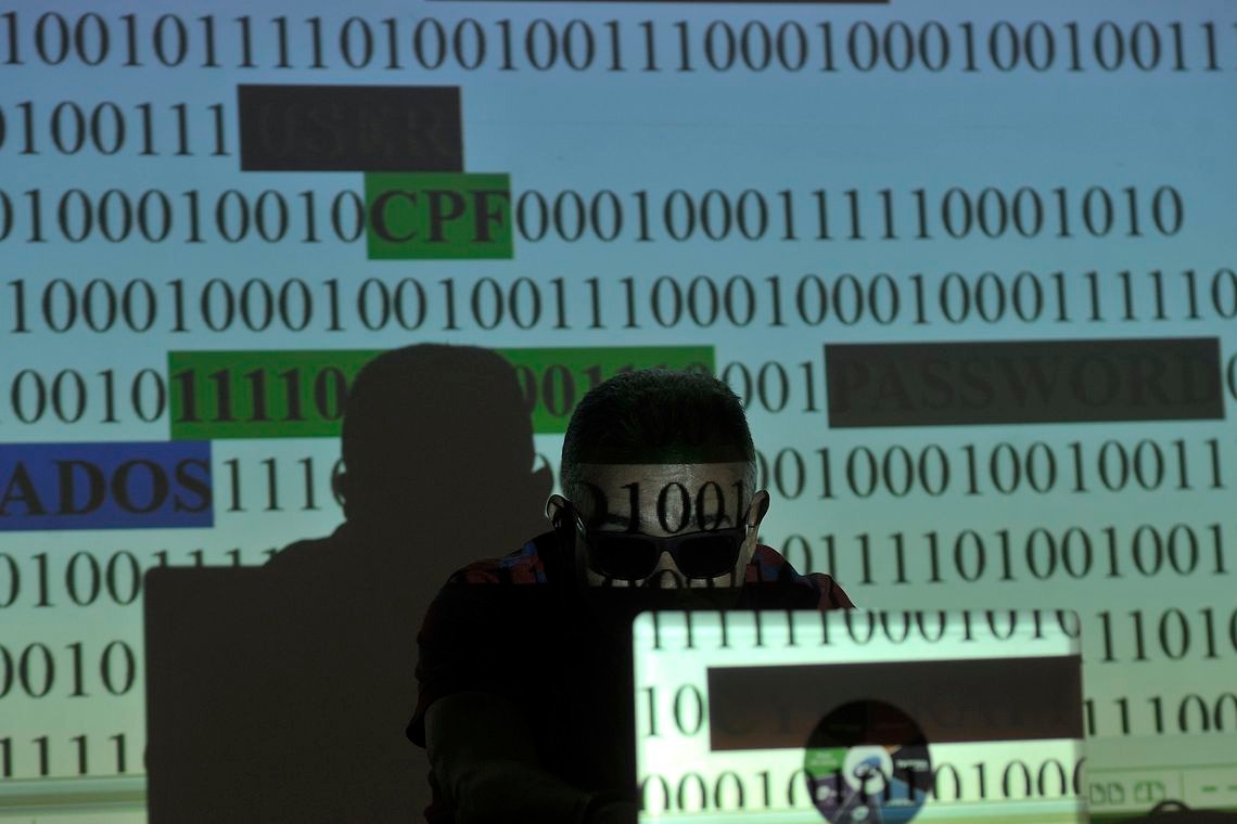 Após ataque hacker, Alcolumbre volta a defender CPMI das Fake News Marcello Casal jr/Agência Brasil