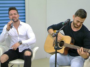 Dupla Manu e Rafael no MSTV 1ª edição desta
sexta-feira (9) (Foto: Reprodução/ TV Morena)