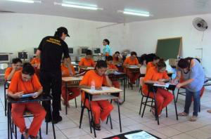 Enem prisional acontece nos dias 13 e 14 para custodiados da Agepen Enem prisional acontece nos dias 13 e 14 para custodiados da Agepen