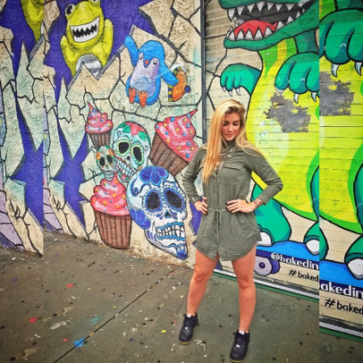 Ex-BBB Aline Gotschalg faz charme em foto em NY Aline (Foto: Reprodução/Instagram)