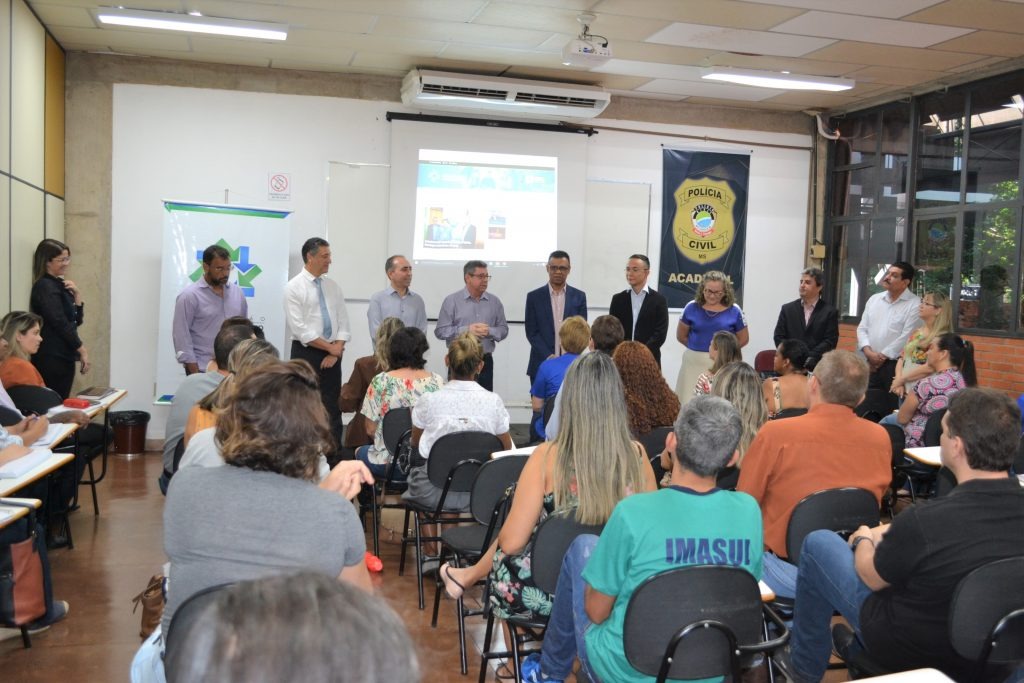 Escolagov inicia pós-graduação inédita para servidores Escolagov inicia pós-graduação inédita para servidores
