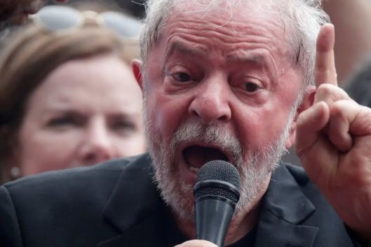 omos e seremos oposição a esse governo de extrema-direita, diz Lula. REUTERS/Ueslei Marcelino