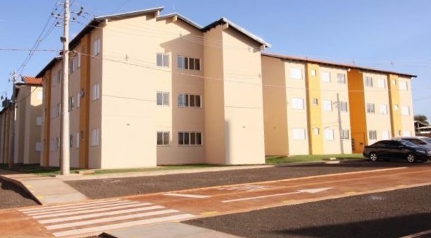 Sorteados para ter apartamentos da Agehab devem entregar documentos a partir de hoje Moisés Silva