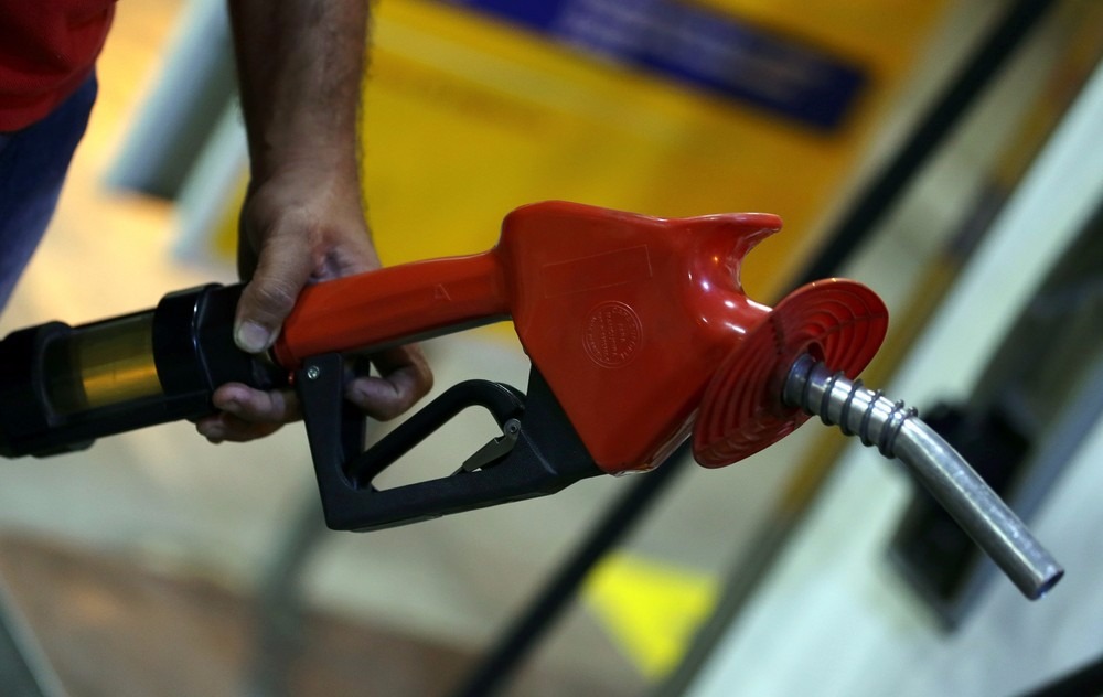 Preço da gasolina sobe 11,45% em um mês e terá novas altas