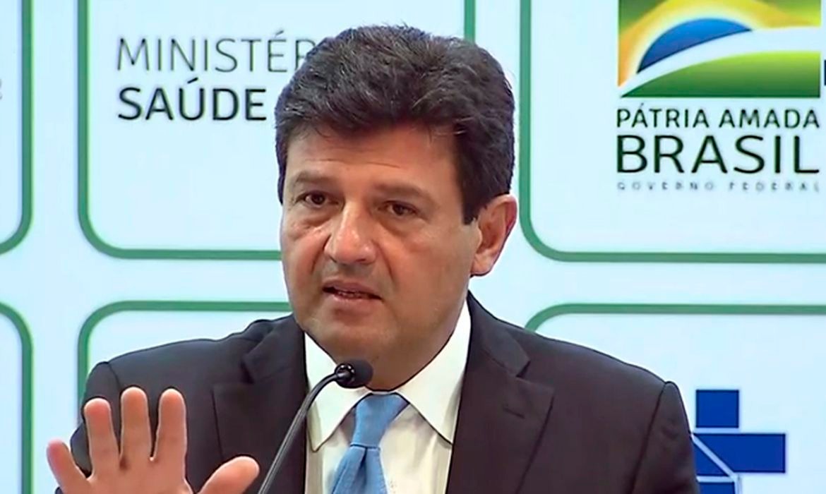 Mandetta pode ser demitido por Bolsonaro nesta segunda-feira