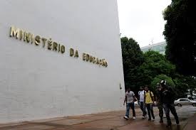 Universidades e instituições federais recebem R$ 273 milhões