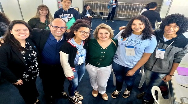 42 projetos de estudantes da rede estadual foram apresentados durante feira