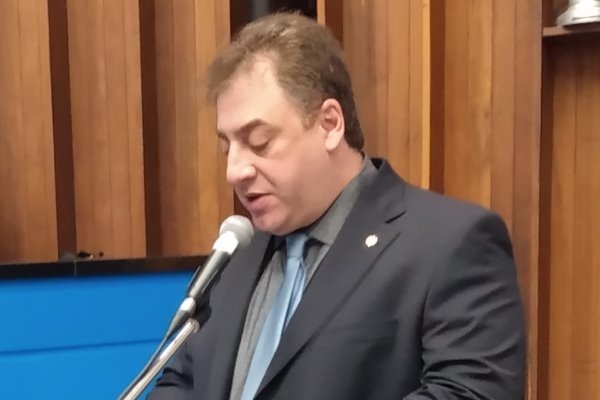 Surdos poderão contar com correção de prova por profissional habilitado em Libras Assessoria