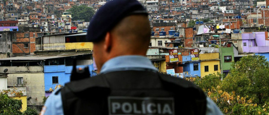 PM é preso por portar celular e gera revolta em Flavio Bolsonaro