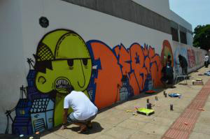 Projeto ajuda jovens a se expressarem através do grafite Projeto ajuda jovens a se expressarem através do grafite