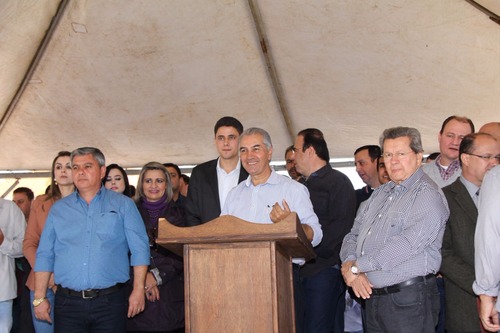 Reinaldo Azambuja celebra aniversário de Bela Vista com pacote de R$ 26 milhões para obras Reinaldo autorizou construção de pontes e de anel viário