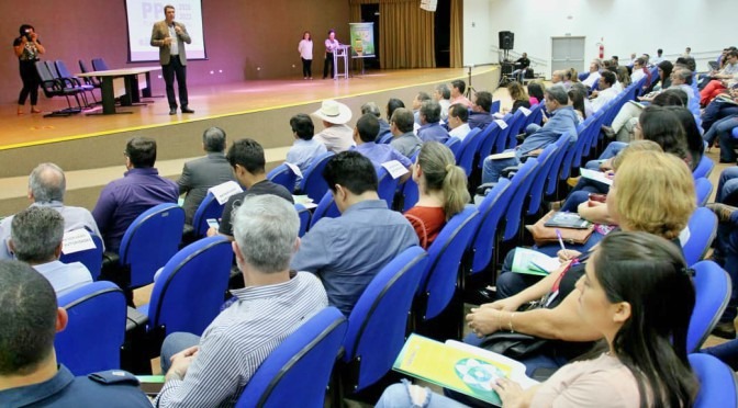 População e gestores públicos discutem prioridades do governo para os próximos quatro anos Foto: Saul Schrmamm