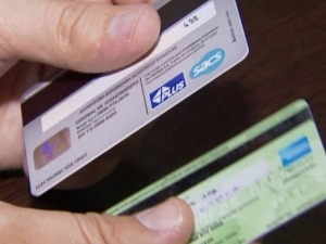 Classes D e E têm 80% dos inadimplentes no cartão de crédito Classes D e E têm 80% dos inadimplentes no cartão de crédito