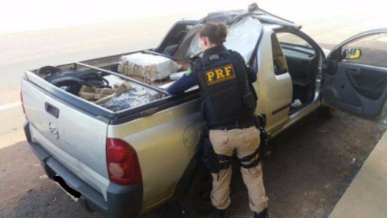 Traficantes e batedores são presos com quase 400kg de maconha