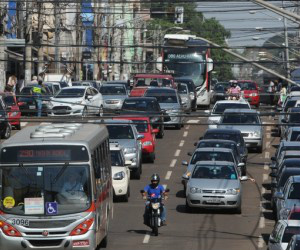 Mais de mil motoristas têm mais de 90 anos, segundo balanço
(Foto: Paulo Ribas / Arquivo / Correio do Estado)