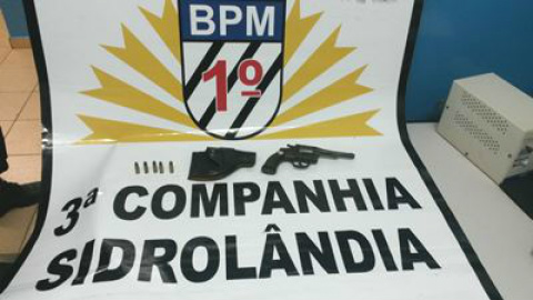 Polícia Militar apreende cinco armas nas últimas 24 horas Mototaxista foi preso por Porte Ilegal de Arma e entorpecentes em Sidrolândia (Divulgação)