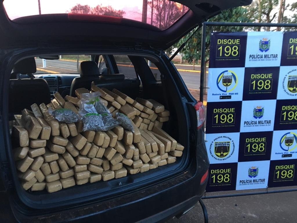 PMR localiza 145 kg de drogas que seriam levadas para Bahia Divulgação/PMR
