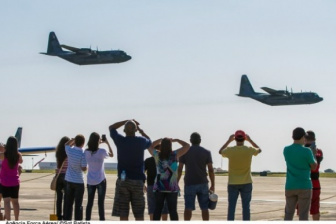 Base Aérea mantém portões abertos, mas suspende atividades de sobrevoos, salto de paraquedistas e atividades de rapel dos helicópteros. (Foto: divulgação/Força Aérea)