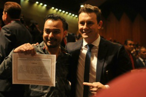 Vereador diplomado André Salineiro (PSDB), na direita. (Foto: Alcides Neto)