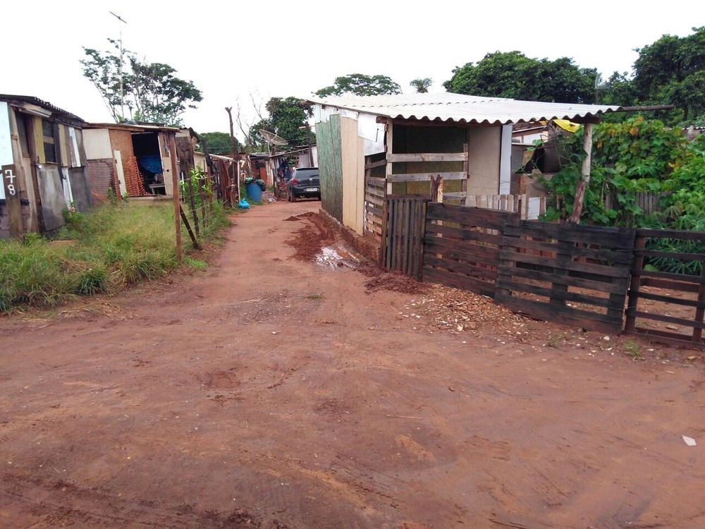 Briga foi em favela de Campo Grande neste domingo (7) (Foto: Osvaldo Nóbrega)