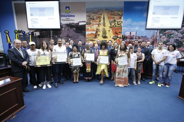 Câmara de Dourados entrega Prêmio Marçal de Souza Tupã'Y e Diploma Zumbi dos Palmares Câmara de Dourados entrega Prêmio Marçal de Souza Tupã'Y e Diploma Zumbi dos Palmares