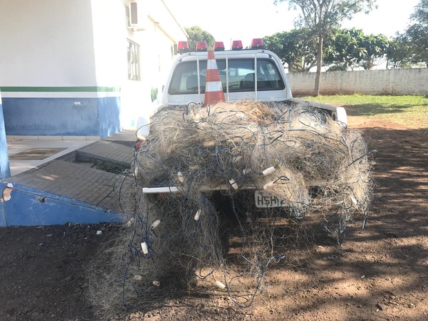 PMA apreende 880 metros de redes e evita pesca predatória no rio Iguatemi PMA apreende 880 metros de redes e evita pesca predatória no rio Iguatemi