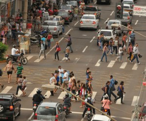 Comércio tem reduzido a criação de empregos na Capital 
(Foto: Gerson Oliveira / Correio do Estado)