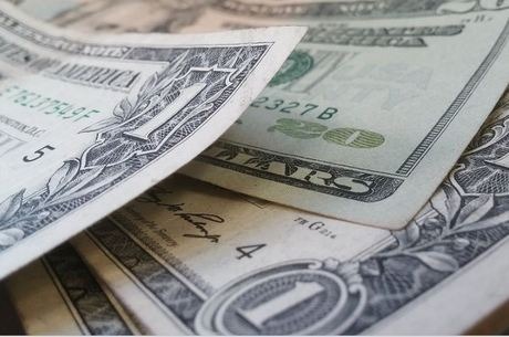Dólar sobe a R$ 4,238 e renova maior valor nominal da história Dólar oscilou entre R$ 4,23 e R$ 4,27 na sessão
Pixabay
