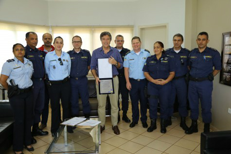 Prefeito Murilo é homenageado pela Guarda Municipal pelo apoio e incentivo dado à corporação nos últimos seis anos. Foto: A. Frota