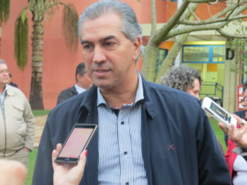 Reinaldo Azambuja esteve em Dourados e Douradina na segunda-feira - Foto: Gizele Almeida Dourados News