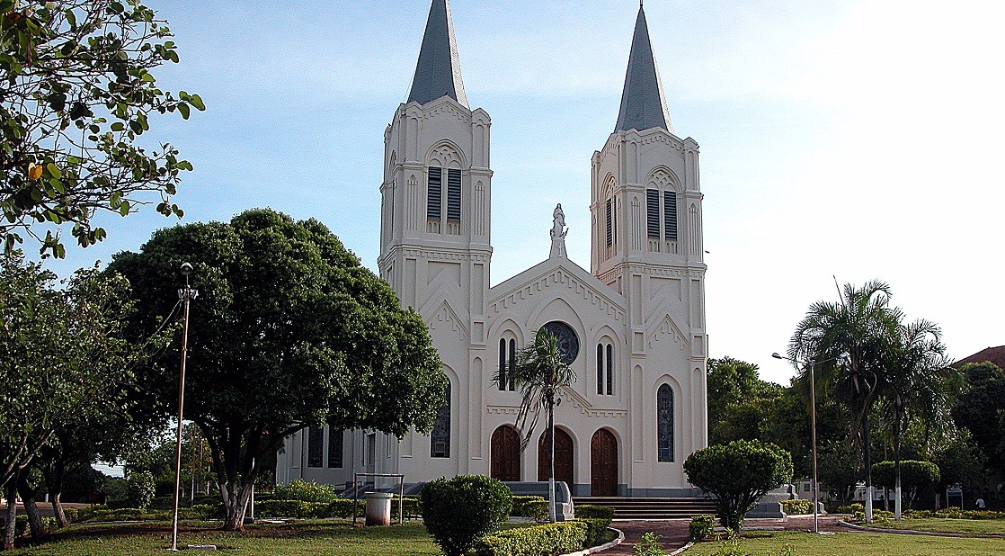 Igreja Nossa Senhora Imaculada Conceição, em Aquidauana.
