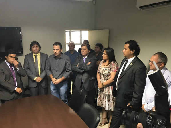 Vereador Delegado Wellington prestigia posse administrativa do presidente da Assomasul