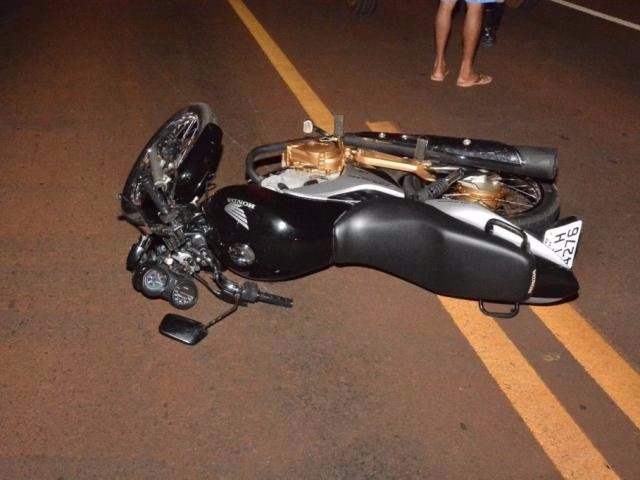 Acidente deixa um morto e outro ferido na colisão de moto em cavalo Motociclista colidiu em animal devido a escuridão da via e velocidade,-Foto: Vicentina Online