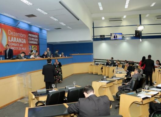 Vereadores votam 14 Projetos na sessão ordinária desta terça-feira