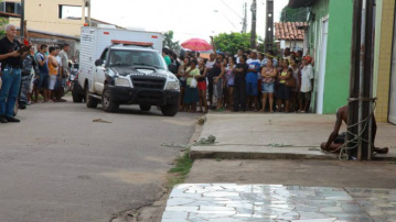 Cleydison Pereira Silva foi linchado por pedestres que o amarraram em poste Foto: Biné Morais
