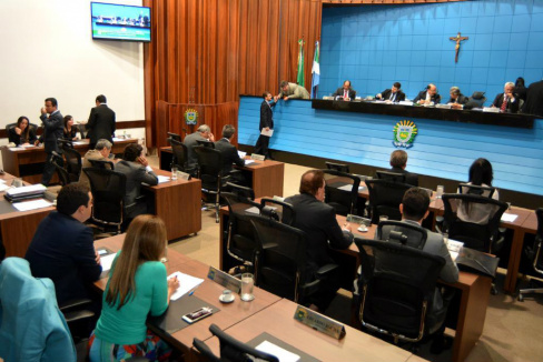 Deputados aprovam orçamento em 1° votação, com 427 emendas Deputados também aprovaram revisão do Plano Plurianual
Victor Chileno AL/MS