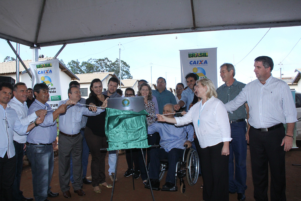 Secretária de Habitação representou o governador Reinaldo Azambuja
