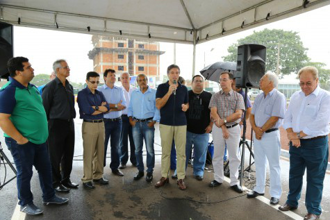 Murilo inaugura avenida Dom Redovino e amor de bispo por Dourados é destaque em cerimônia Avenida Dom Redovino é inaugurada em Dourados – A. Frota