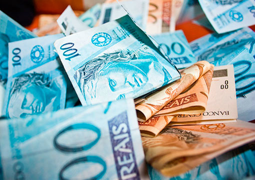 Lei que libera recursos da CFEM e royalties aos Municípios é sancionada