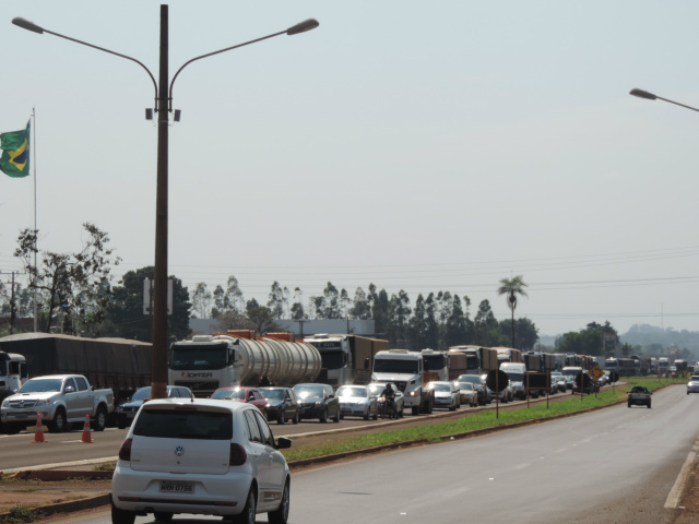 Paralisação gerou fila de mais de 5 km - Foto: Divulgação