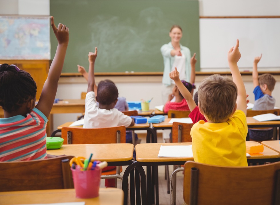 Mensalidades escolares devem aumentar até 10% em 2019 Mensalidades escolares devem aumentar até 10% em 2019