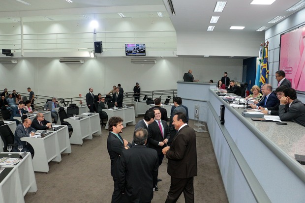 Vereadores aprovaram 13 Projetos de Lei na sessão desta terça-feira