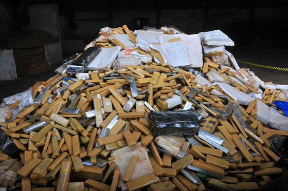 Ao longo do ano, as polícias de MS apreenderam grandes volumes de maconha e cocaína - Foto: Valdenir Rezende / Correio do Estado