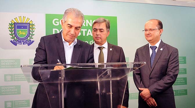 Termo de nomeação do delegado, Antônio Carlos Vieira, foi assinado nesta tarde, com exoneração do secretário da Sejusp, José Carlos Barbosa, que retornará à Assembleia Legislativa.