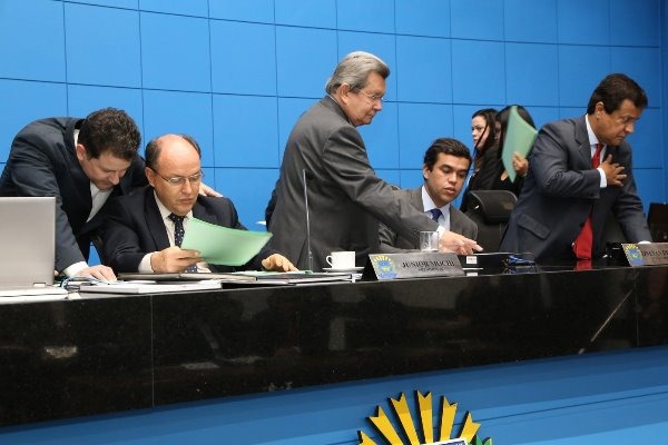 Deputados devem analisar três Projetos de Lei e um veto do Executivo nesta quarta (Victor Chileno/ALMS)