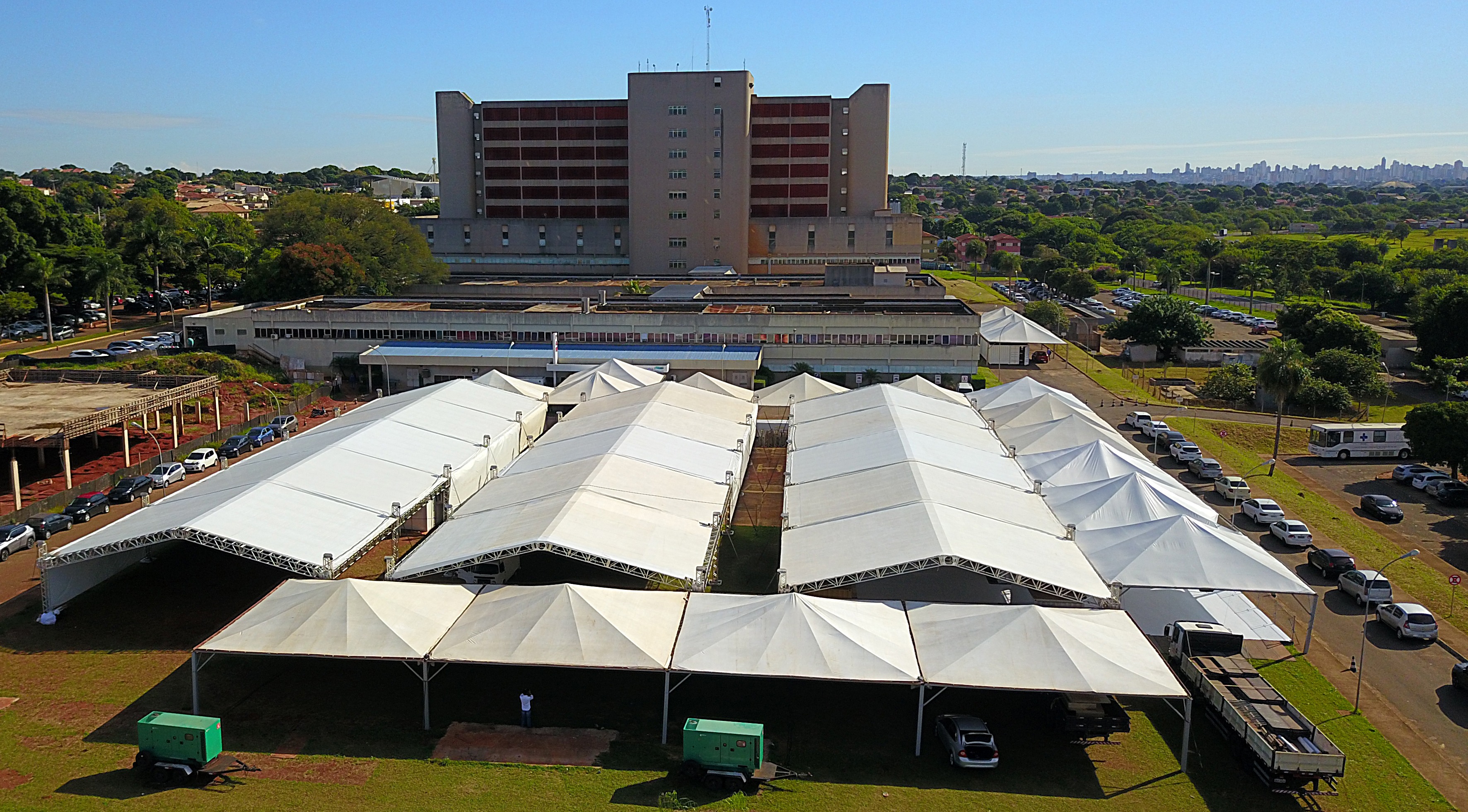 Regional instala Hospital de Campanha para atender demanda do coronavírus Regional instala Hospital de Campanha para atender demanda do coronavírus
