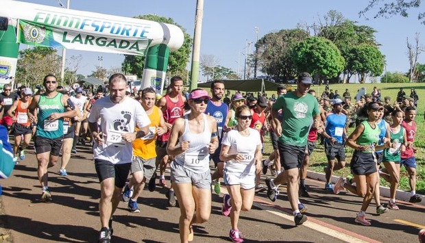 Semana do Soldado começa com corrida na av. Duque de Caxias (Divulgação/CMO)