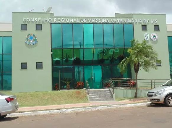 CRMV-MS está orientando profissionais a fazerem cadastro obrigatório.